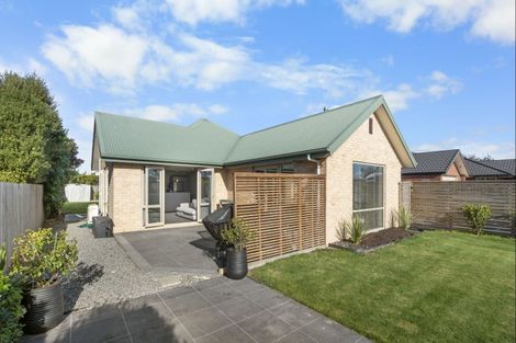 Photo of property in 24 Rochester Crescent, Rolleston, 7614