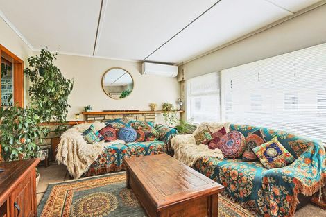 Photo of property in 52 Upham Street, Havelock North, 4130
