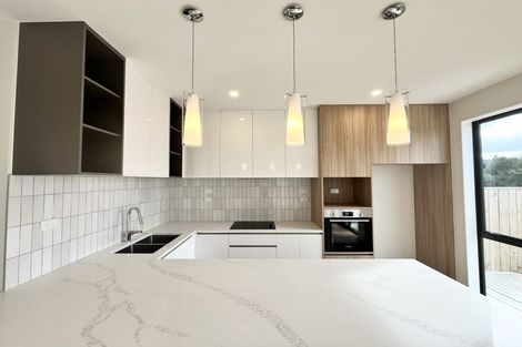 Photo of property in 3 Kuaha Road, Massey, Auckland, 0614