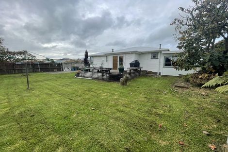 Photo of property in 12 Standish Street, Inglewood, 4330