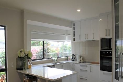 Photo of property in 4 Coolen Place, Tuakau, 2121