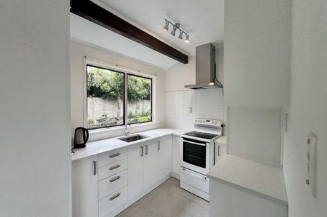 Photo of property in 1/38a Blakeborough Drive, Forrest Hill, Auckland, 0620