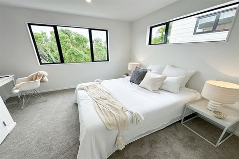 Photo of property in 3/9 Schnapper Rock Road, Greenhithe, Auckland, 0632