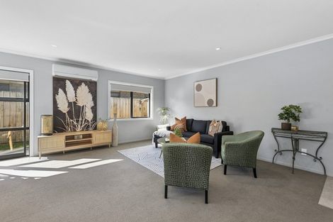 Photo of property in 2 Hatfield Way, Huntington, Hamilton, 3210