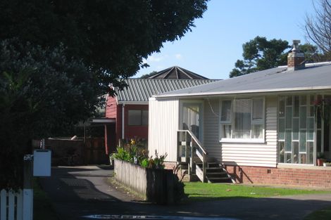 Photo of property in 23a Garelja Road, Henderson, Auckland, 0612