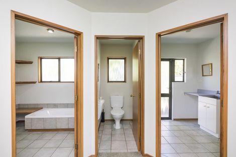Photo of property in 16 Tudor Grove, Feilding, 4702