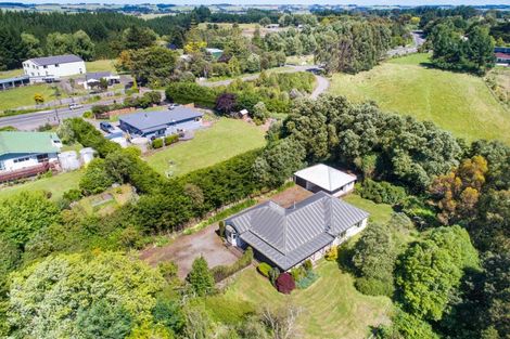 Photo of property in 82 Halcombe Road, Feilding, 4775