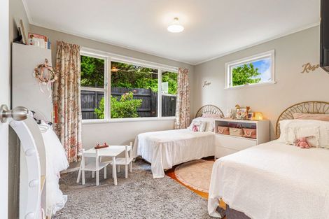 Photo of property in 25 Roseneath Place, Birkdale, Auckland, 0626