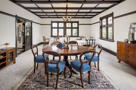 Photo of property in 70 Queen Street, Cambridge, 3434