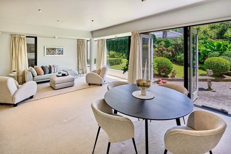 Photo of property in Highwic, 32u5 Hobson Street, Thorndon, Wellington, 6011
