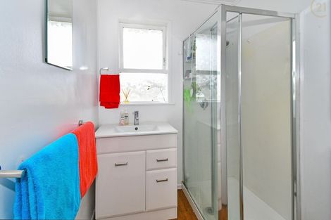 Photo of property in 35 Heybridge Street, Manurewa, Auckland, 2102