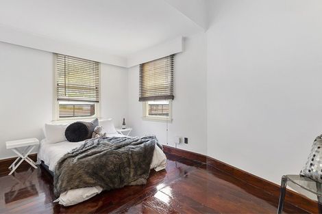 Photo of property in 57 Queens Drive, Lyall Bay, Wellington, 6022