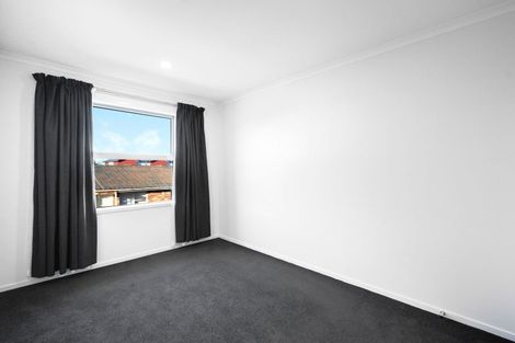 Photo of property in 178u2 Old Farm Road, Hamilton East, Hamilton, 3216