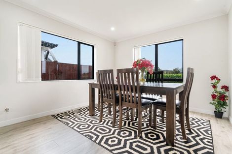 Photo of property in 18 Softwood Avenue, Takanini, 2110