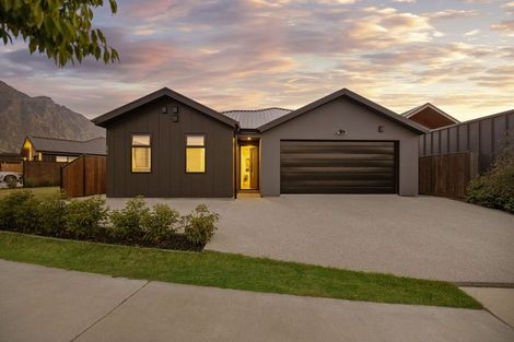 Photo of property in 89 Muster Road, Jacks Point, 9371