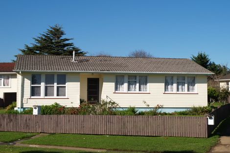 Photo of property in 74 Ferguson Street, Mangere East, Auckland, 2024
