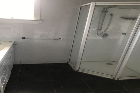 Photo of property in 1/16 Opaheke Road, Papakura, 2110