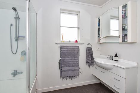 Photo of property in 2/11 Berkeley Road, Manurewa, Auckland, 2102