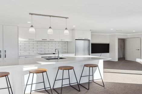 Photo of property in 5 Pohe Street, Waikanae, 5036