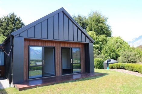 Photo of property in 1a-b Lookout Drive, Mount Creighton, Queenstown, 9371