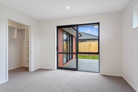 Photo of property in 33 Selfe Crescent, Burwood, Christchurch, 8083