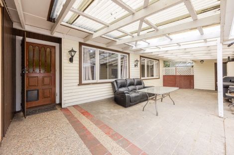 Photo of property in 11 Holden Avenue, Haumoana, 4102