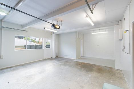 Photo of property in 14 Akatea Road, Korokoro, Lower Hutt, 5012