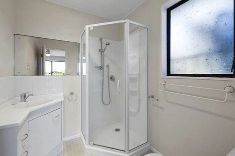 Photo of property in 18 Norwich Avenue, Spotswood, New Plymouth, 4310