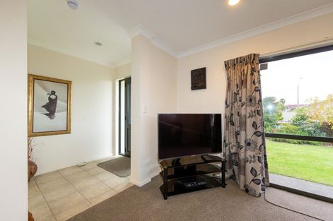 Photo of property in 2d Forward Street, Greenmeadows, Napier, 4112