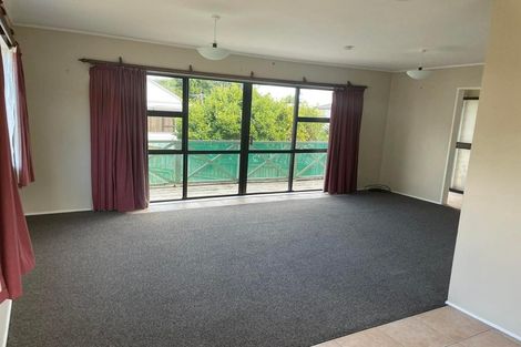 Photo of property in 19 Blacklock Avenue, Henderson, Auckland, 0612