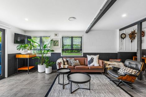 Photo of property in 121 Taikata Road, Te Atatu Peninsula, Auckland, 0610