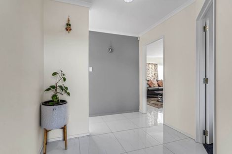 Photo of property in 4 Farmdale Court, Flat Bush, Auckland, 2019