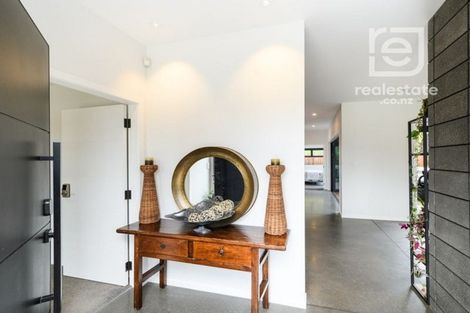 Photo of property in 35 Freedom Drive, Kelvin Grove, Palmerston North, 4414