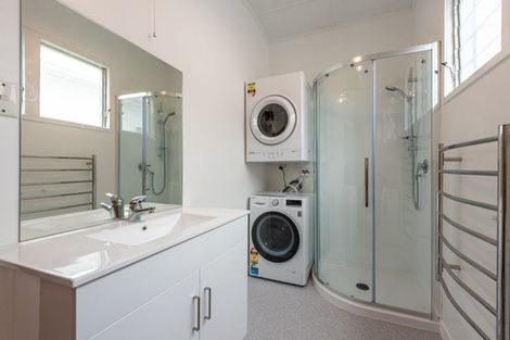 Photo of property in 52 Waitoa Road, Hataitai, Wellington, 6021