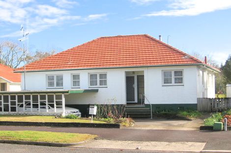 Photo of property in 12 Jellicoe Drive, Hamilton East, Hamilton, 3216