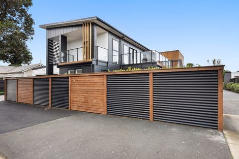 Photo of property in 16 Cuba Street, Petone, Lower Hutt, 5012