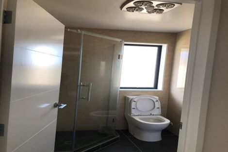 Photo of property in 1u5 Burrows Place, Frankton, Hamilton, 3204