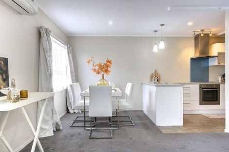 Photo of property in 32c Garland Drive, St Andrews, Hamilton, 3200