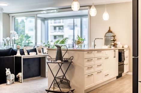 Photo of property in 207 Hibiscus Drive, Orewa, 0931