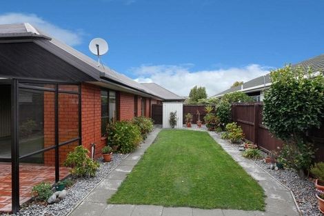Photo of property in 7 Cherrywood Place, Redwood, Christchurch, 8051