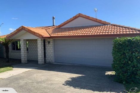 Photo of property in 77 Riverside Drive, Waiuku, 2123