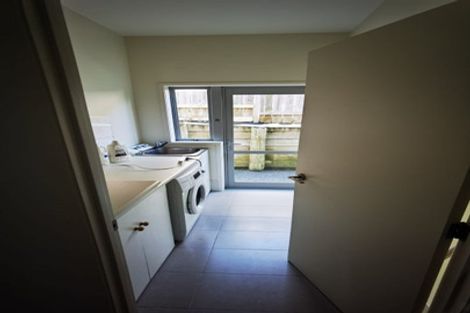 Photo of property in 72 Oakway Drive, Schnapper Rock, Auckland, 0632