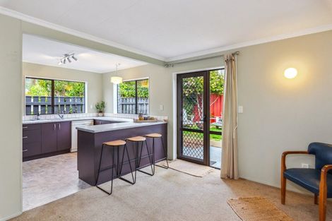 Photo of property in 38 Kapanui Road, Waikanae, 5036