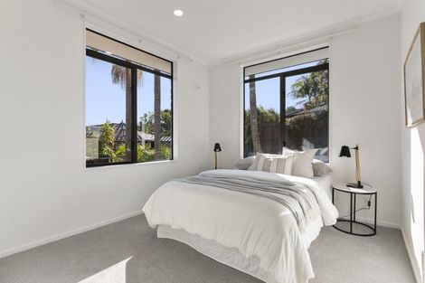 Photo of property in 11c Glendhu Road, Bayview, Auckland, 0629