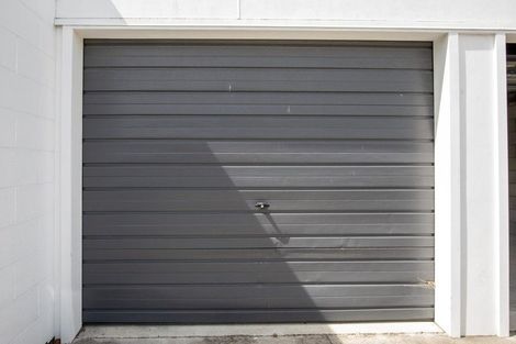 Photo of property in 2/28 Aikmans Road, Merivale, Christchurch, 8014
