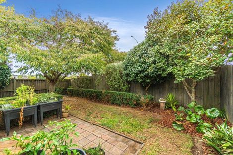 Photo of property in 58 Union Road, Howick, Auckland, 2014
