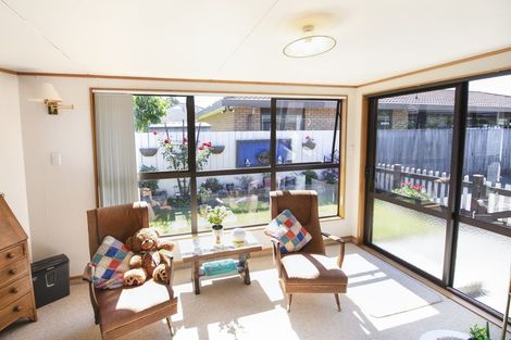 Photo of property in 51c Church Road, Taradale, Napier, 4112