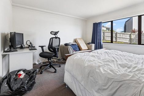 Photo of property in 119 Waimumu Road, Massey, Auckland, 0614