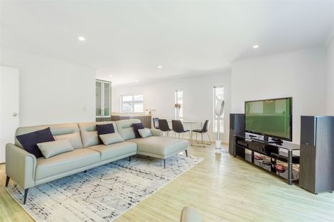 Photo of property in 418a Old Te Atatu Road, Te Atatu Peninsula, Auckland, 0610