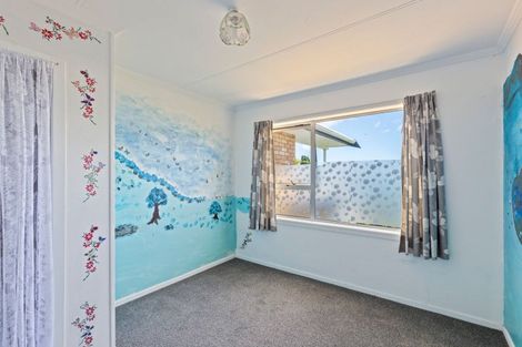 Photo of property in 45 Clifton Drive, Waitara, 4320